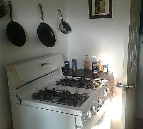 Kitchen stove area