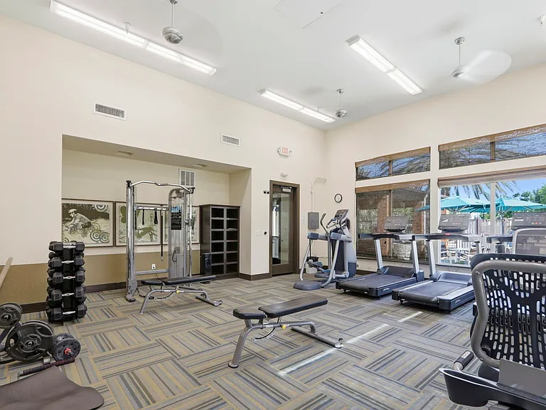 702 Elderberry Dr — Photo 23