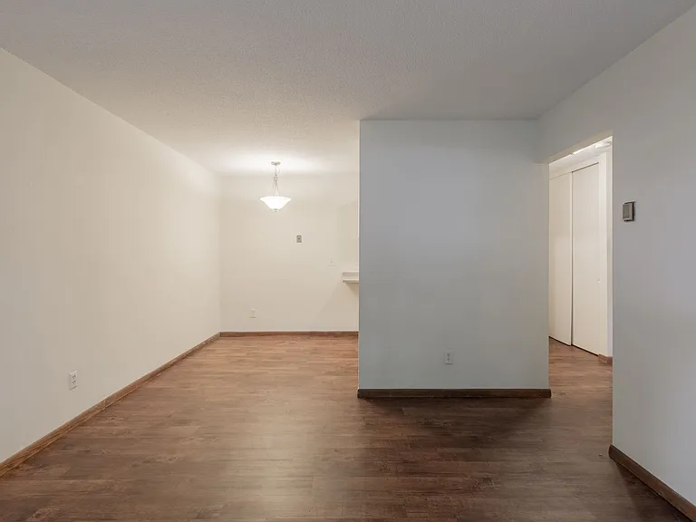 2626 Fremont Ave S — Photo 13