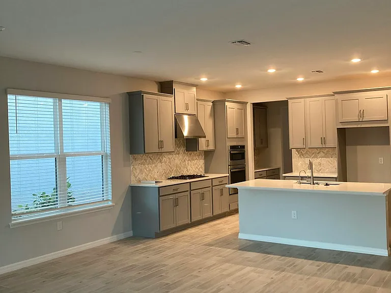 15333 Isla Palma Ln — Photo 19