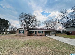 4136 Cloverdale Rd, Anniston, AL 36207