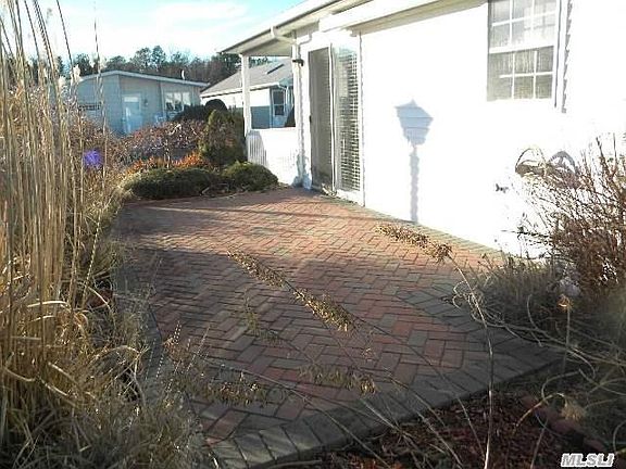 2nd image of 50 Dogwood Ln