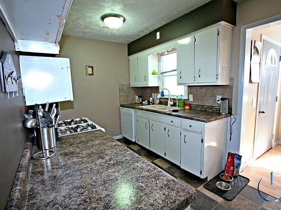5th image of 4448 Walton Ave SW