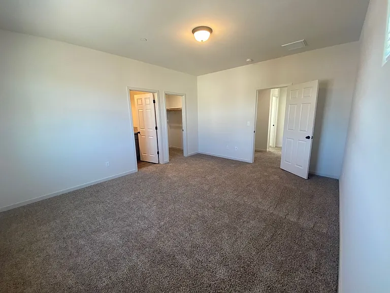6824 Mangosteen Ln — Photo 15