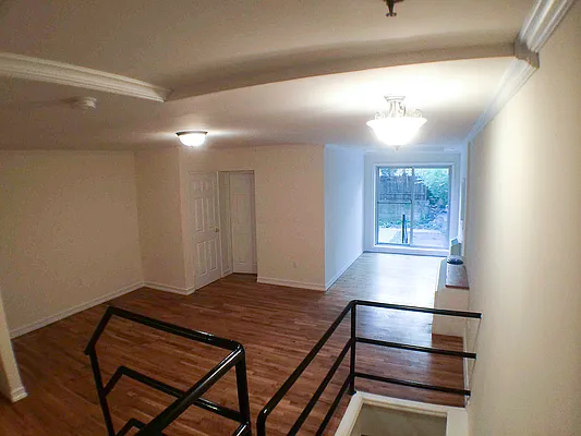 Rented by Francine Realty | media 36