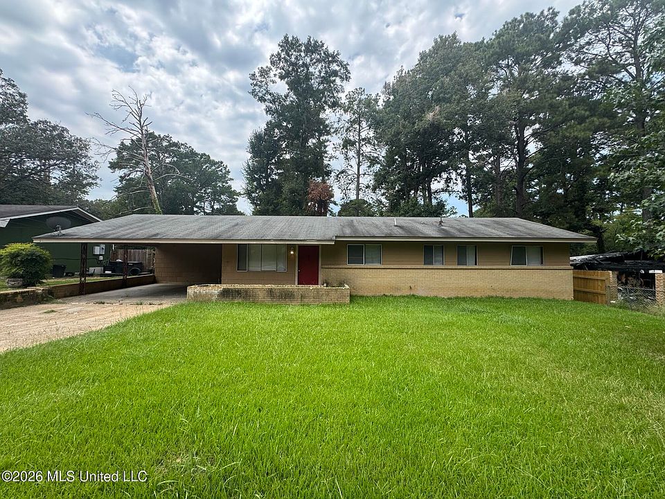 1st image of 3139 Charleston Dr