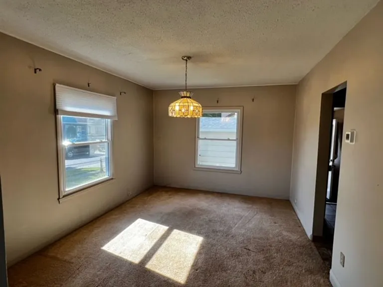8908 Hilton St — Photo 5