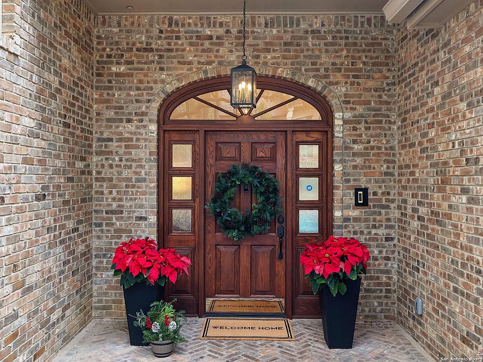 1st image of 3042 Orchard Hill