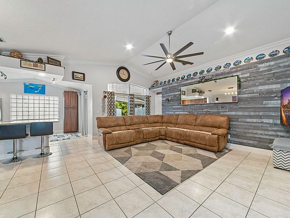 Home For Sale In LAKE CHARLESTON