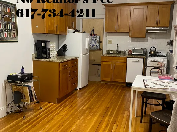 220 Jamaicaway, Jamaica Plain, MA 02130