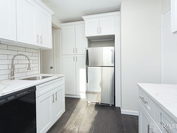 4th image of 2390 Palisade Ave APT 6H