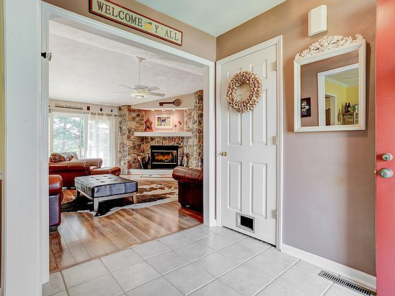 3rd image of 5516 Cider Mill Ct