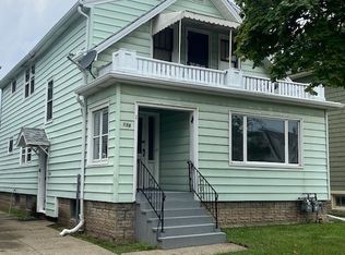 134 Ivanhoe Rd, Buffalo, NY 14215