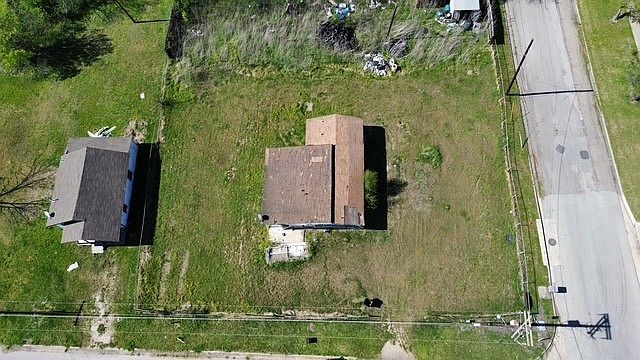 1st image of 807 E 17th Ave