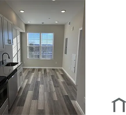 1 bed, 450 sqft, $2,200 — Photo 3
