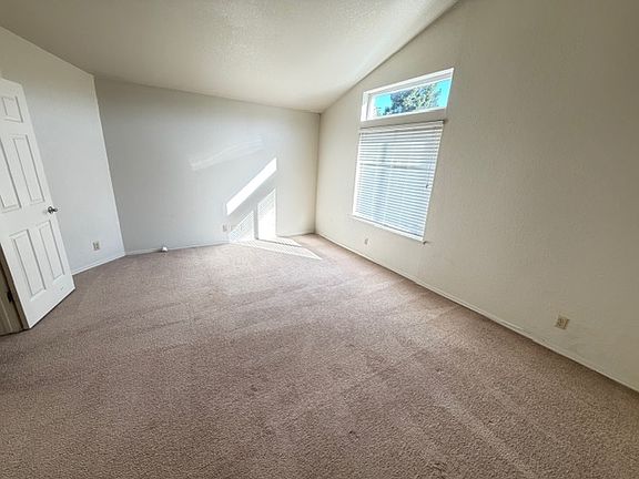 5th image of 514 Bald Eagle Dr