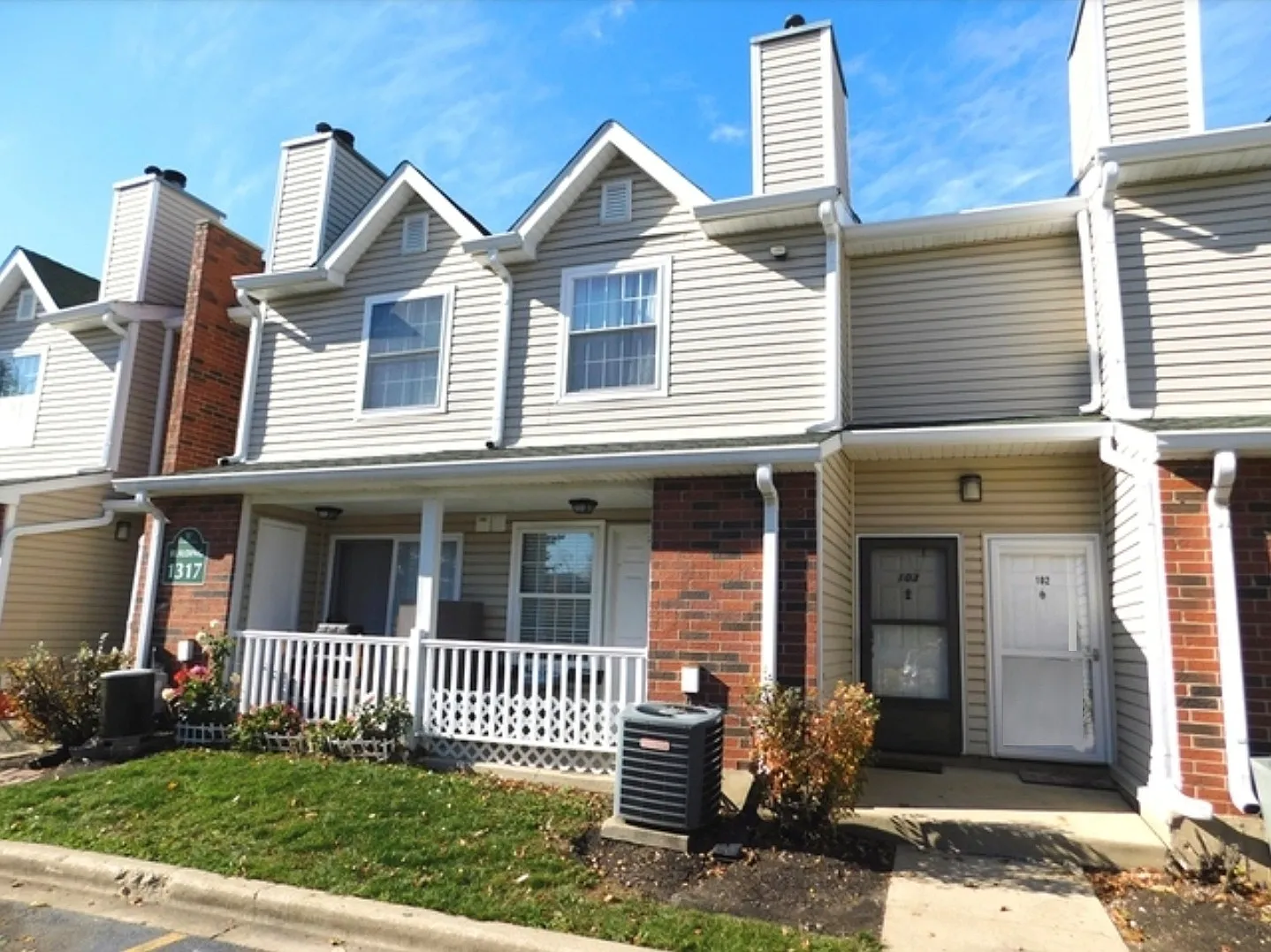 1 bed, 800 sqft, $1,550 — Photo 1