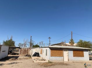 214 E 4th St, Niland, CA 92257