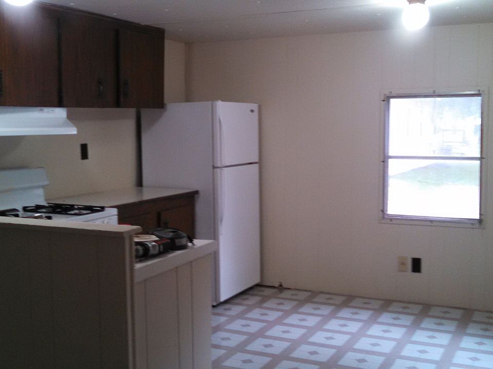 2nd image of 5309 N Us Highway 75 Trlr 250