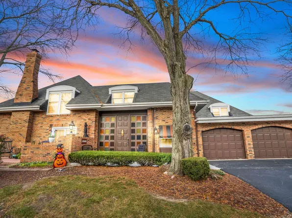 12659 S London Ln APT 2, Palos Heights, IL 60463