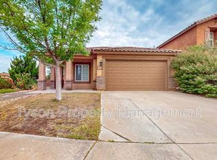 400 Loma Linda Loop NE, Rio Rancho, NM 87124