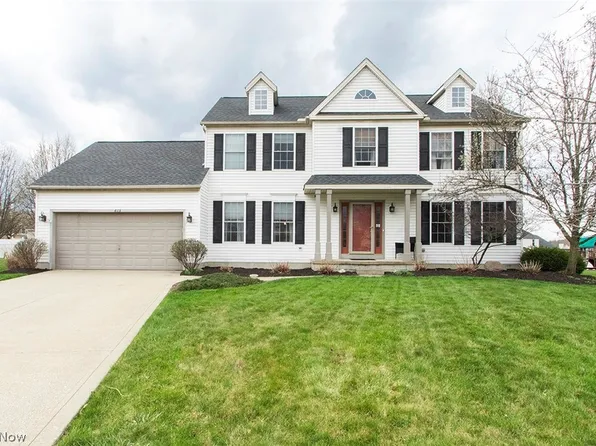 613 Lipke Ct, Medina, OH 44256