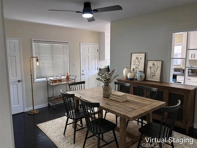 4565 E Carson St — Photo 5
