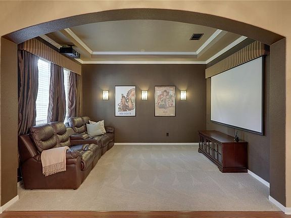 4th image of 12017 Emerald Oaks Dr