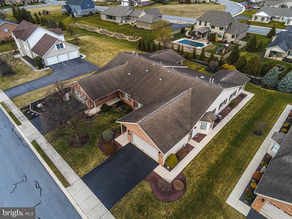 209 Sunbrook Dr, Chambersburg, PA 17201 Zillow