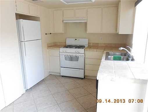 4th image of 1471 Living Desert Dr APT B