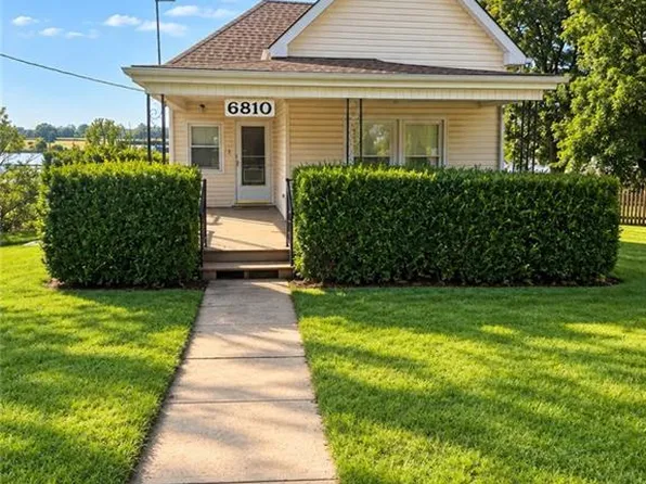 6810 King Hill Ave, Saint Joseph, MO 64504