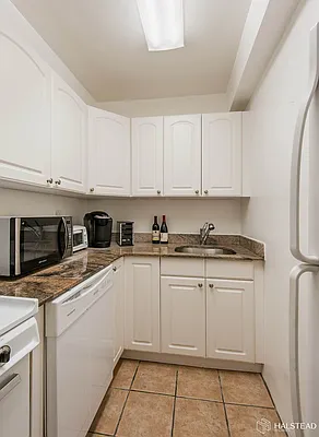 Rented by Halstead Real Estate | media 3
