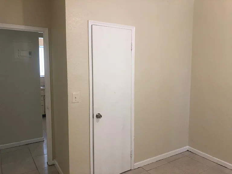3460 Charleston Blvd — Photo 15