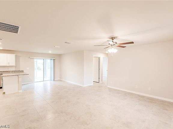5th image of 4011 NE 10th Place Cpe