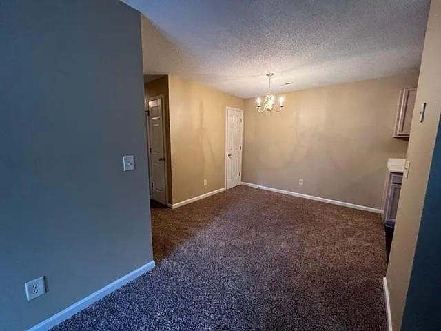 2 bed, 1104 sqft, $1,050 — Photo 2