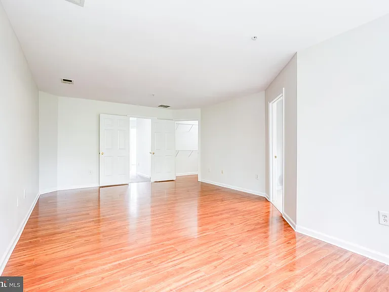 4302 Day Lily Dr — Photo 18