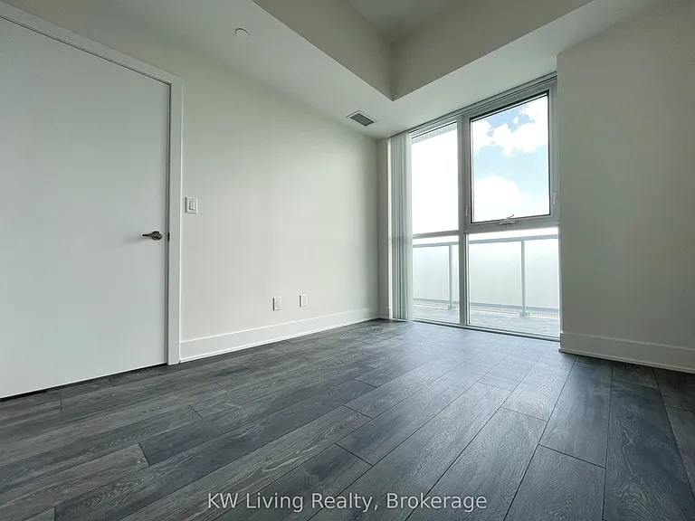 188 Fairview Mall Dr #816 — Photo 14