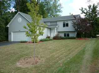 9819 271st Ave, Trevor, WI 53179