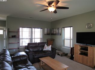 615 Donna Dr, Newberg, OR 97132