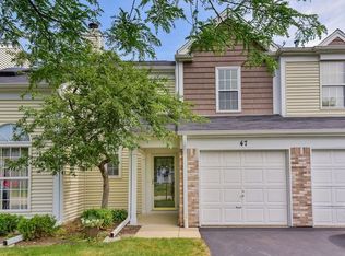 47 N Oltendorf Rd, Streamwood, IL 60107