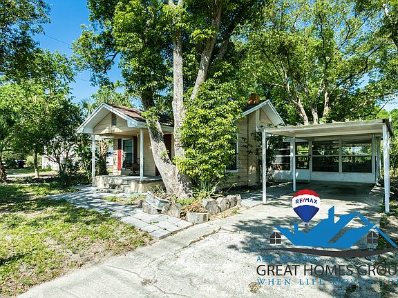 4th image of 1703 N Lakewood Ave