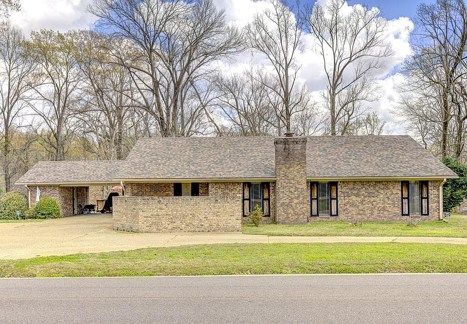 1st image of 2530 Porters Chapel Rd