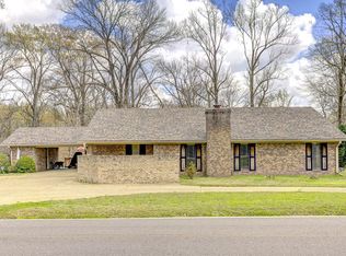 2530 Porters Chapel Rd, Vicksburg, MS 39180