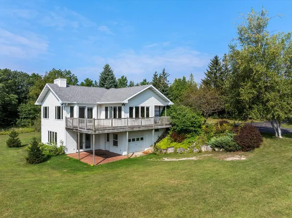 4740 Bluff Dr, Sturgeon Bay, WI 54235