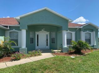 2425 Embers Pkwy W, Cape Coral, FL 33993