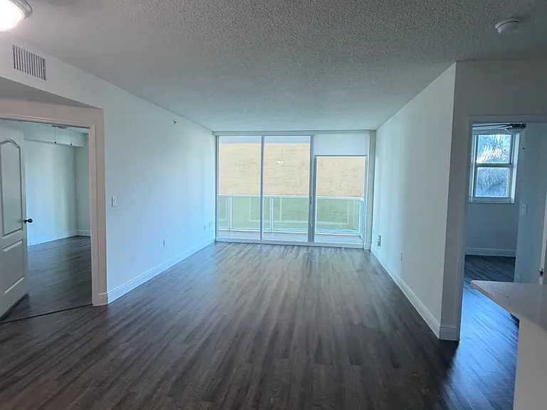 17000 N Bay Rd #712 — Photo 6