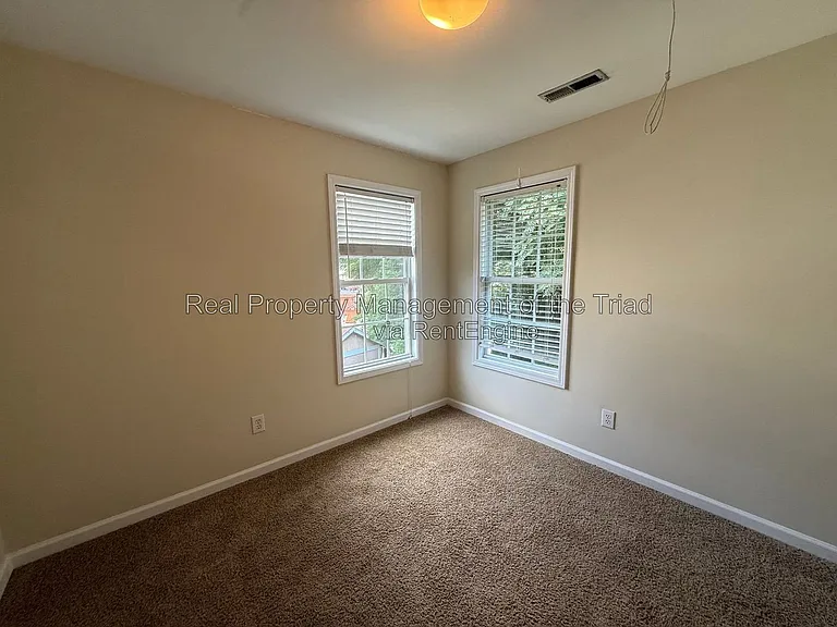 5101 Ivystone Ln — Photo 22