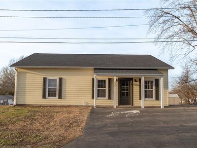 305 Cape Rd, Bloomfield, MO, 63825