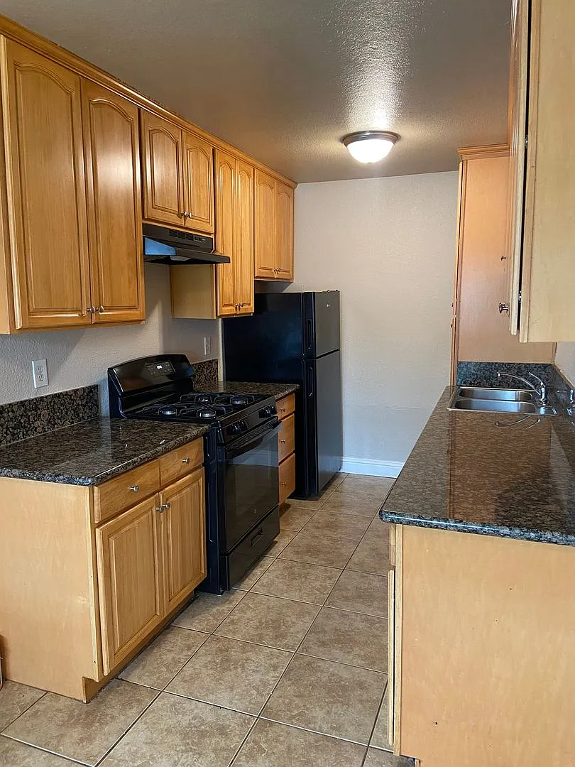 Remodeled Citrus Heights Four-Plex unit, 2 Bdrm, 1 Bath — Photo 2