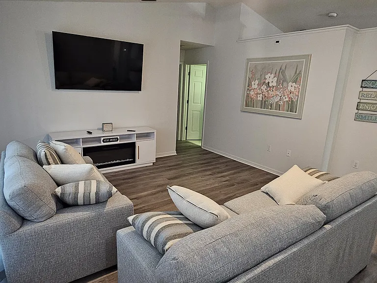 9331 Steubenville Ave #1 — Photo 11